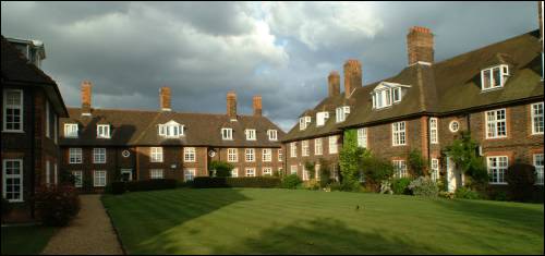 Bigwood Court inside a